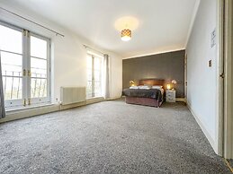 Redbourne Terrace Holiday Home