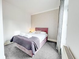 Redbourne Terrace Holiday Home