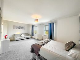 Redbourne Terrace Holiday Home