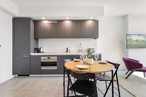 Amazing Apartments with city Views