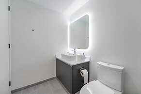 Amazing Apartments with city Views