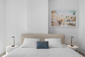 Amazing Apartments with city Views