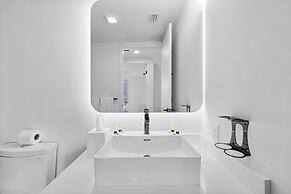 Amazing Apartments with city Views