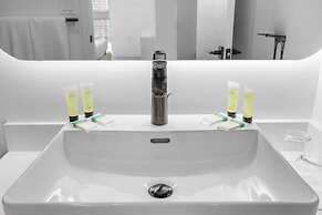 Amazing Apartments with city Views