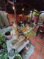 Soben Cafe Guesthouse