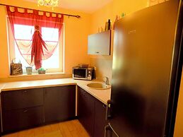 Villa With Pool and Fenced Garden