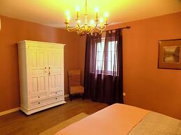 Villa With Pool and Fenced Garden