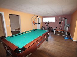 Villa With Pool and Fenced Garden