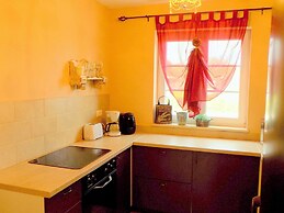 Villa With Pool and Fenced Garden