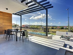 Modern Villa With Private Swimming Pool