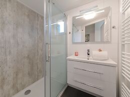 Holiday Home on the Edge of the Forest in Zeeland