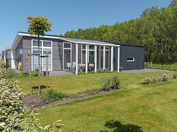 Holiday Home on the Edge of the Forest in Zeeland
