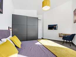 Luxury Villa With Private Pool and Terrace