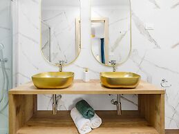 Luxury Villa With Private Pool and Terrace