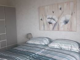 Helmduin 5D Comfortable Holiday Residence