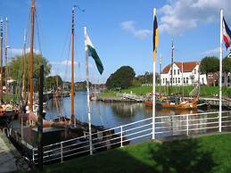 Mallard Modern Retreat