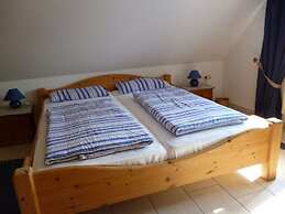 Mallard Modern Retreat