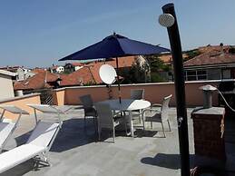 Apartments Amalia - Two Bedroom Apartment With Terrace