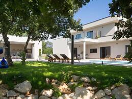 Villa Sent Comfortable Holiday Residence