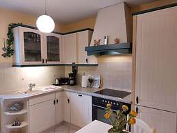 Mari Comfortable Holiday Residence