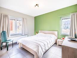 The 3 Sparrows With a Central Location