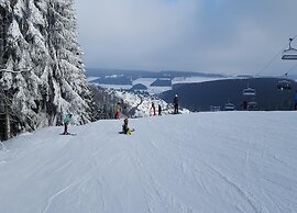 Apartment mit Balkon Nahe am Erlebnisberg Kappe
