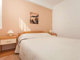 Villa Rosy Comfortable Holiday Residence