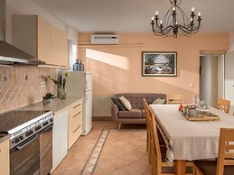 Villa Rosy Comfortable Holiday Residence