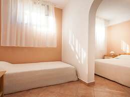 Villa Rosy Comfortable Holiday Residence