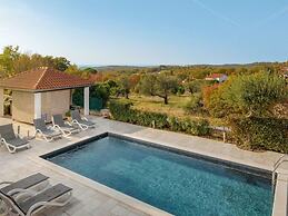 Villa Rosy Comfortable Holiday Residence