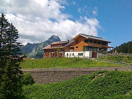 Majestic Apartment in Schrocken