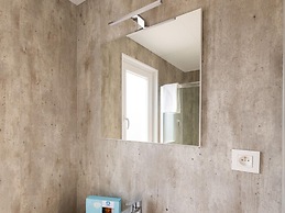 Beautiful Chalet in Middelkerke, 300m From the sea