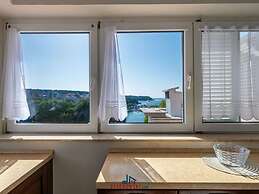 Donatella -apt 2- met Zeezicht