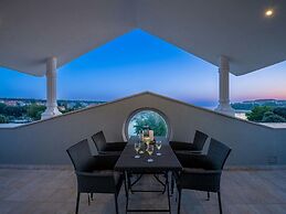 Donatella -apt 2- met Zeezicht