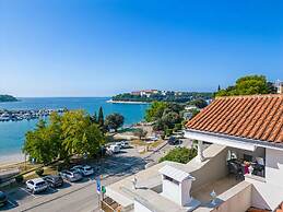 Donatella -apt 2- met Zeezicht