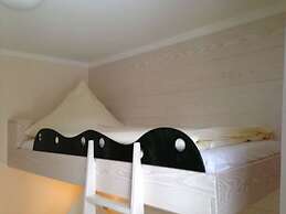 Deck 3 Modern Retreat