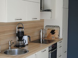 Deck 3 Modern Retreat