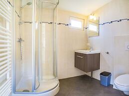 Beautiful Chalet Near the sea and Beach