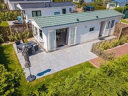 Beautiful Chalet Near the sea and Beach