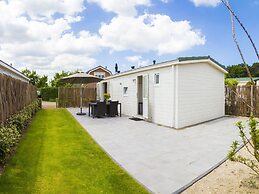 Beautiful Chalet Near the sea and Beach