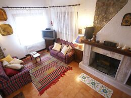 Charming Cottage With Panoramic Pool