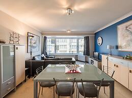 Apartment Apollo in Koksijde With sea View