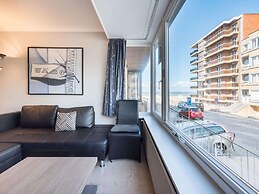 Apartment Apollo in Koksijde With sea View