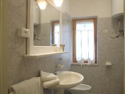 Belvilla by OYO Sassetta 6 Peonia