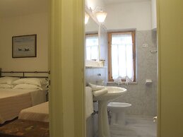 Belvilla by OYO Sassetta 6 Peonia