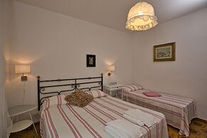 Belvilla by OYO Sassetta 6 Peonia