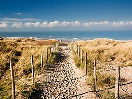 Holiday Home in Vlaanderen With Garden