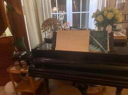 Holiday Home in Vlaanderen With Garden