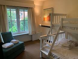 Holiday Home in Vlaanderen With Garden