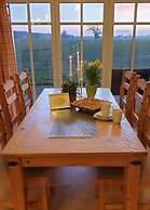 Siems Modern Retreat